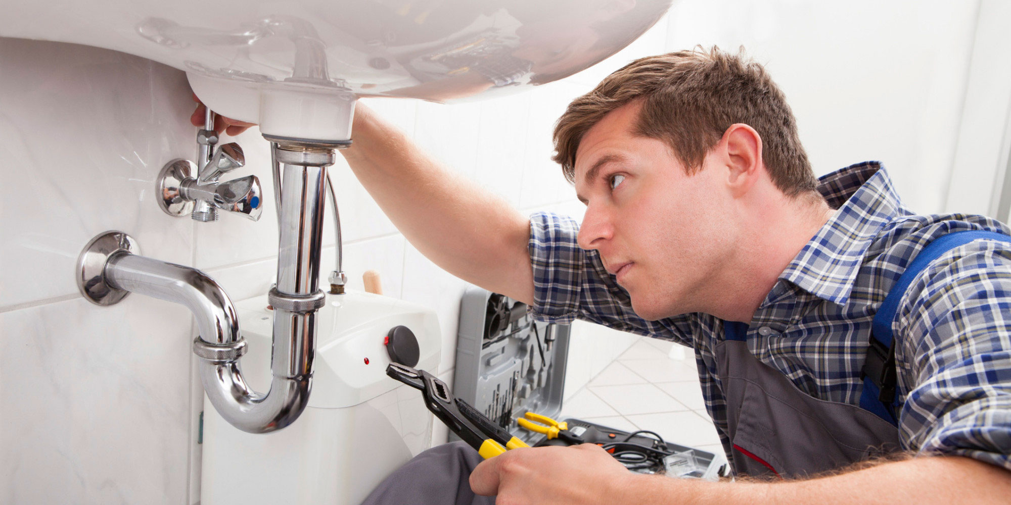 SMART CARE FOR YOUR TOTAL HOME & BUSINESS MAINTENANCE